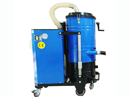 Industrial Vacuum Cleaner